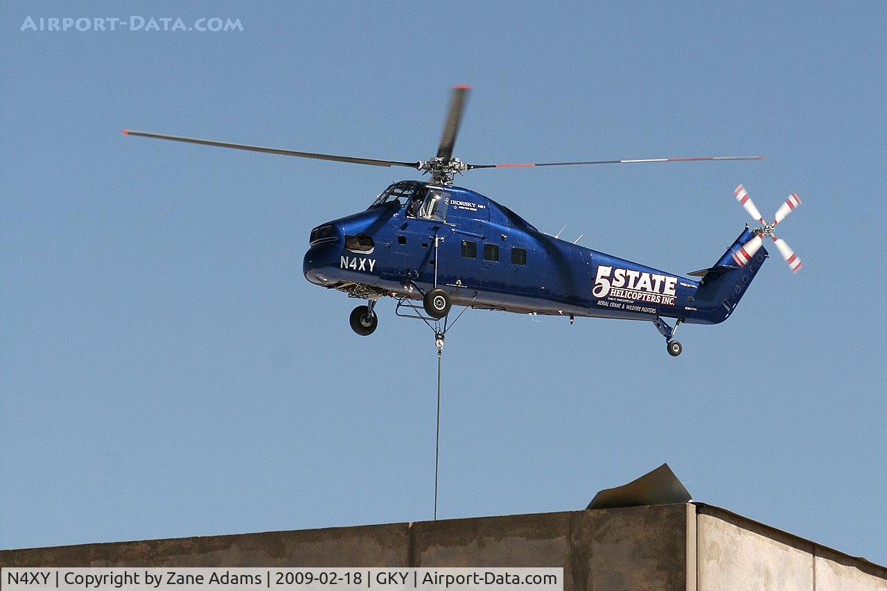 N4XY, 1957 Sikorsky S-58BT C/N 58700, 5 State Helicopters Inc. S-58BT doing a HVAC lift onto a new warehouse near the airport in Arlington, TX