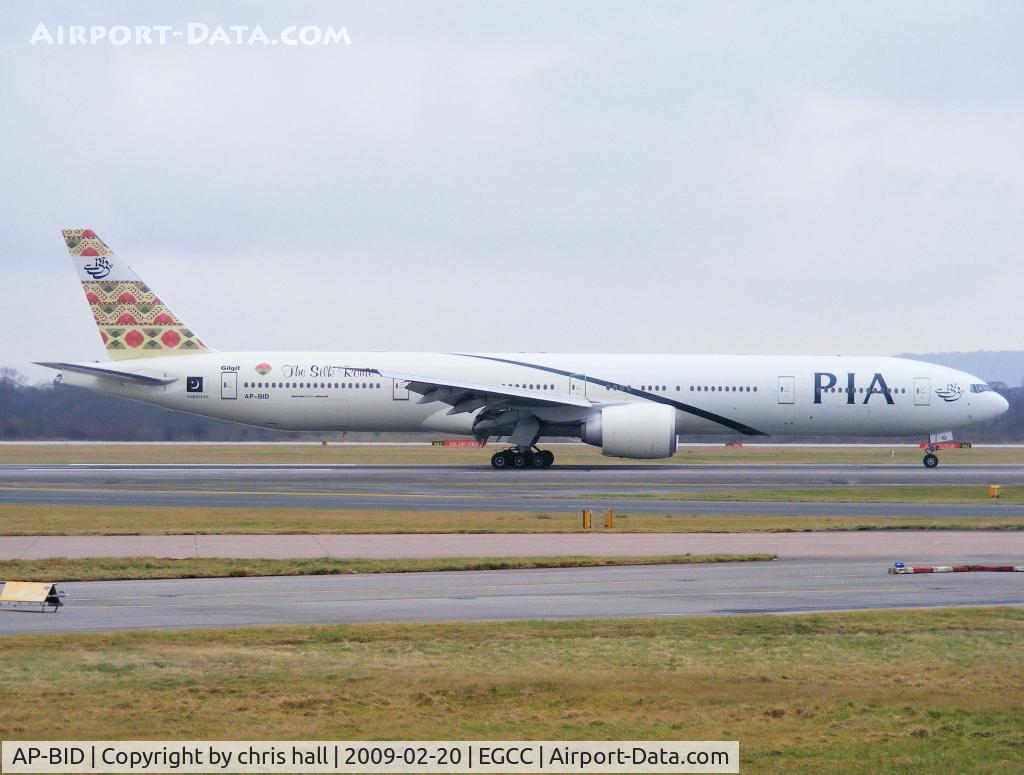 AP-BID, 2008 Boeing 777-340/ER C/N 33780, PIA