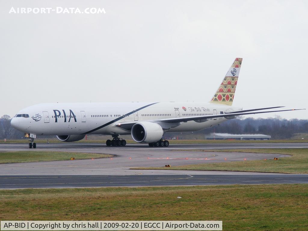 AP-BID, 2008 Boeing 777-340/ER C/N 33780, PIA
