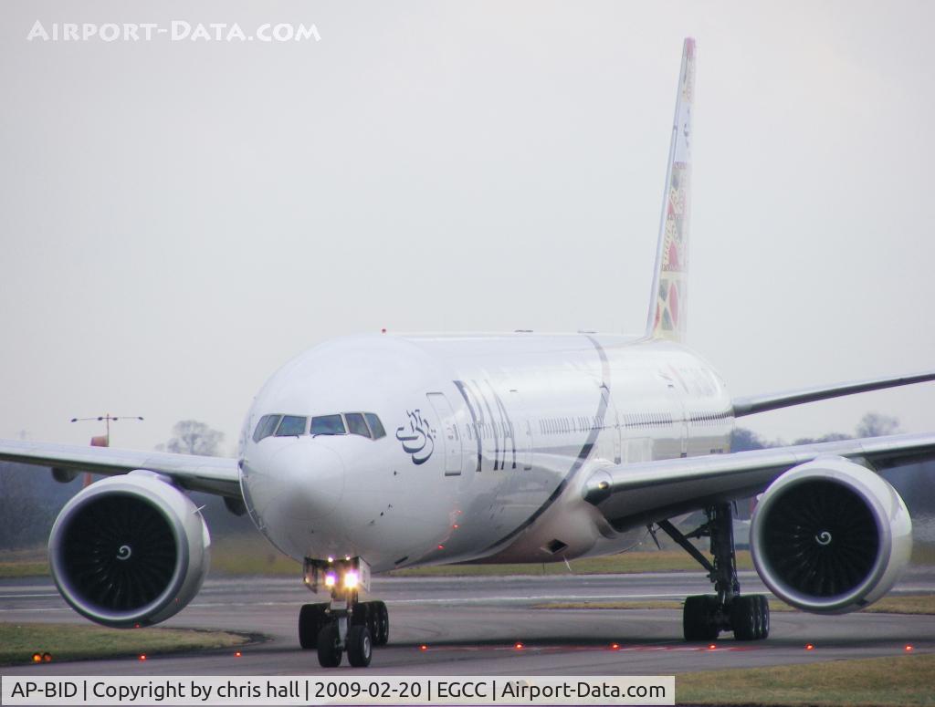 AP-BID, 2008 Boeing 777-340/ER C/N 33780, PIA
