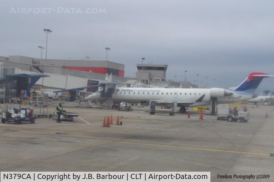 N379CA, 2003 Bombardier CRJ-701ER (CL-600-2C10) Regional Jet C/N 10102, Getting ready