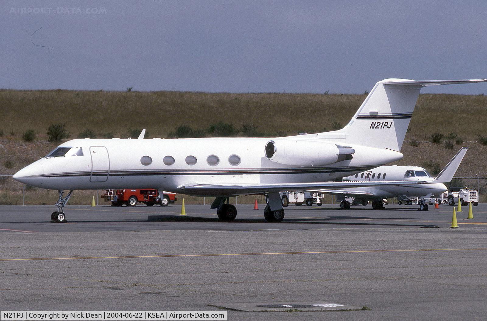 N21PJ, 1980 Grumman G1159A Gulfstream III C/N 315, KSEA
