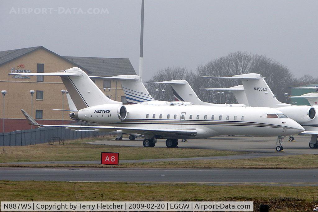 N887WS, 2003 Bombardier BD-700-1A10 Global Express C/N 9120, Global Express at Luton