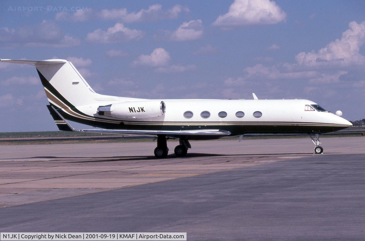 N1JK, 1981 Grumman G1159A Gulfstream III C/N 342, KMAF