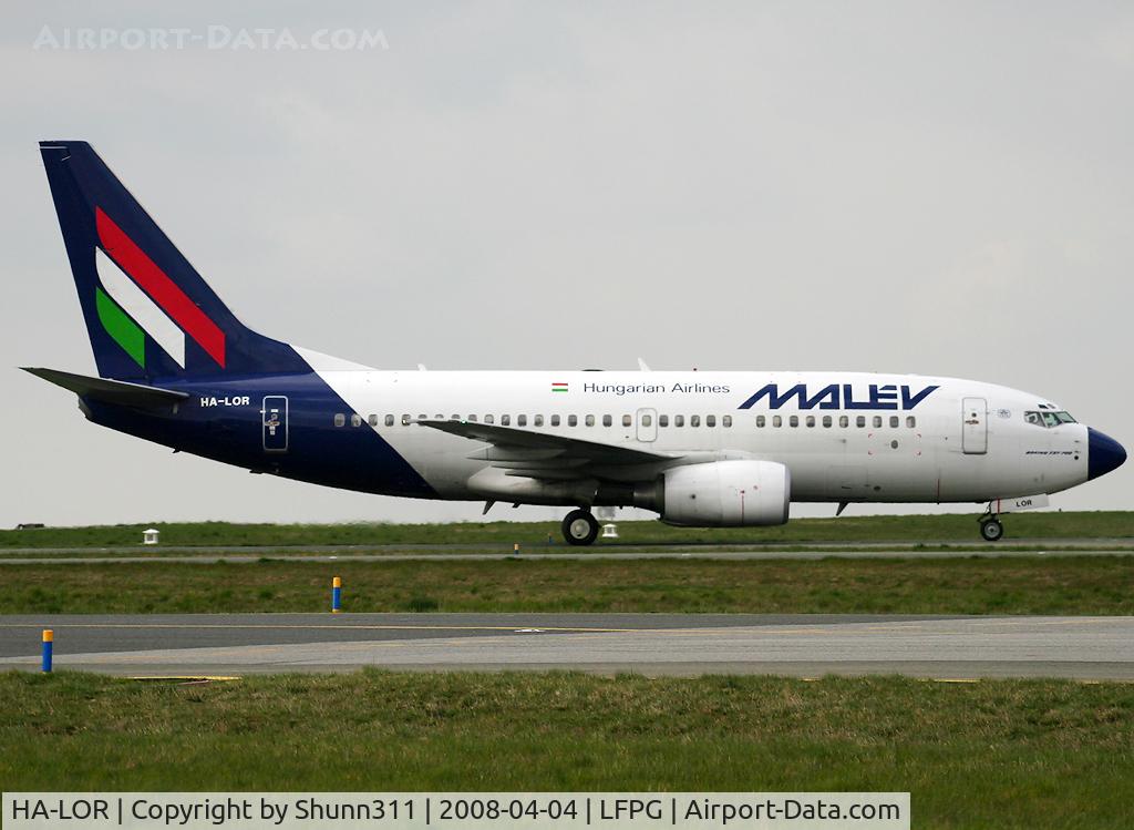 HA-LOR, 2004 Boeing 737-7Q8 C/N 29355, Taxiing to his gate...