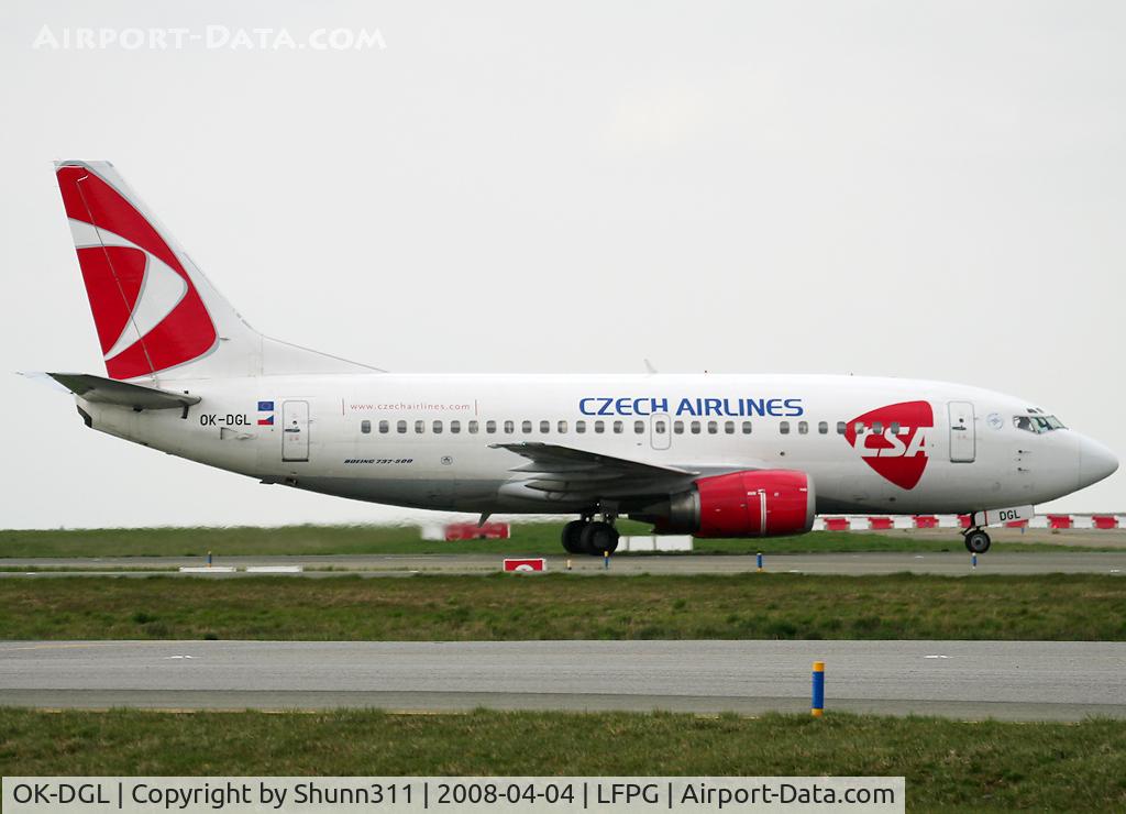OK-DGL, 1998 Boeing 737-55S C/N 28472, Taxiing to his gate...