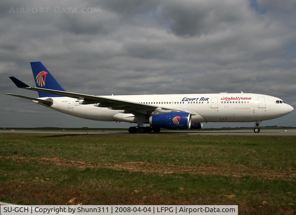SU-GCH, 2005 Airbus A330-243 C/N 683, Taxiing to his gate...