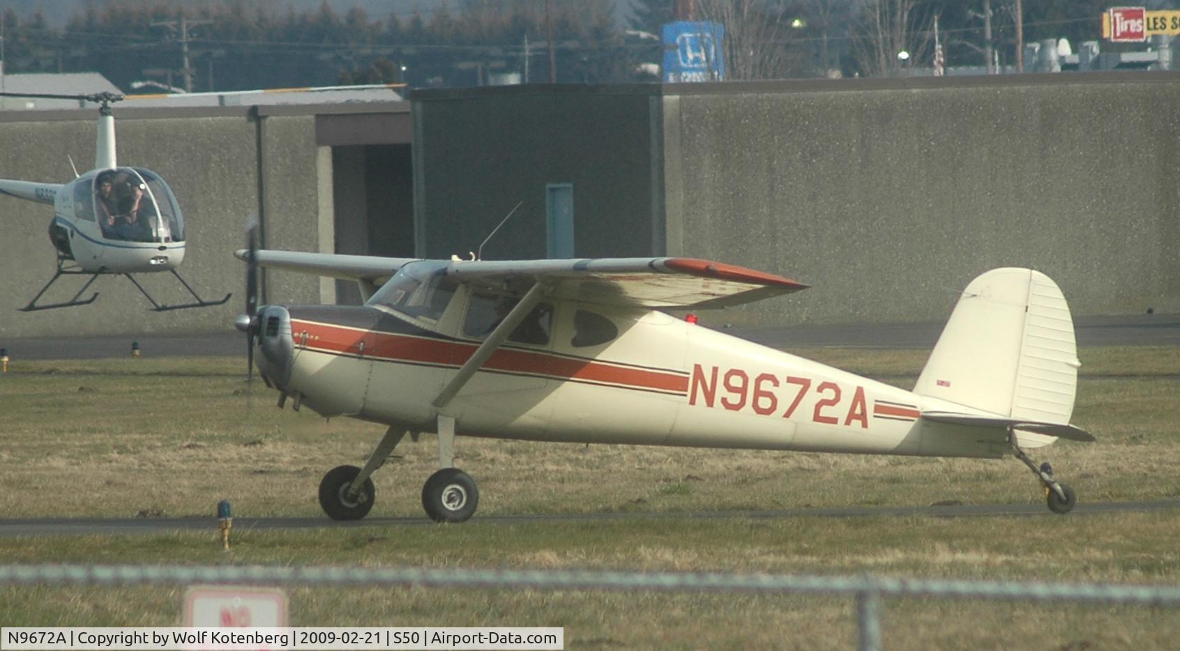 N9672A, 1950 Cessna 140A C/N 15393, rolling toward the active