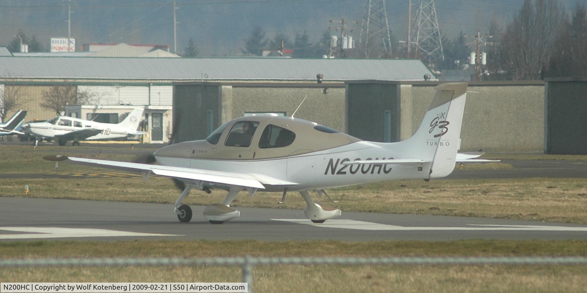 N200HC, 2008 Cirrus SR22 GTS Turbo C/N 3286, rolling with 550 cubic inches