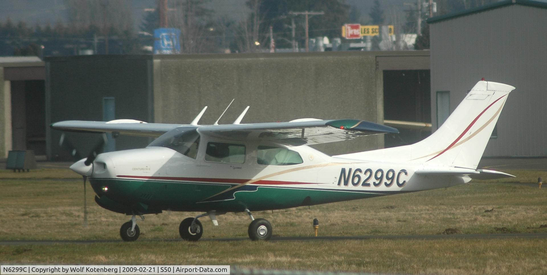 N6299C, 1980 Cessna T210N Turbo Centurion C/N 21063858, warmed up and ready to go