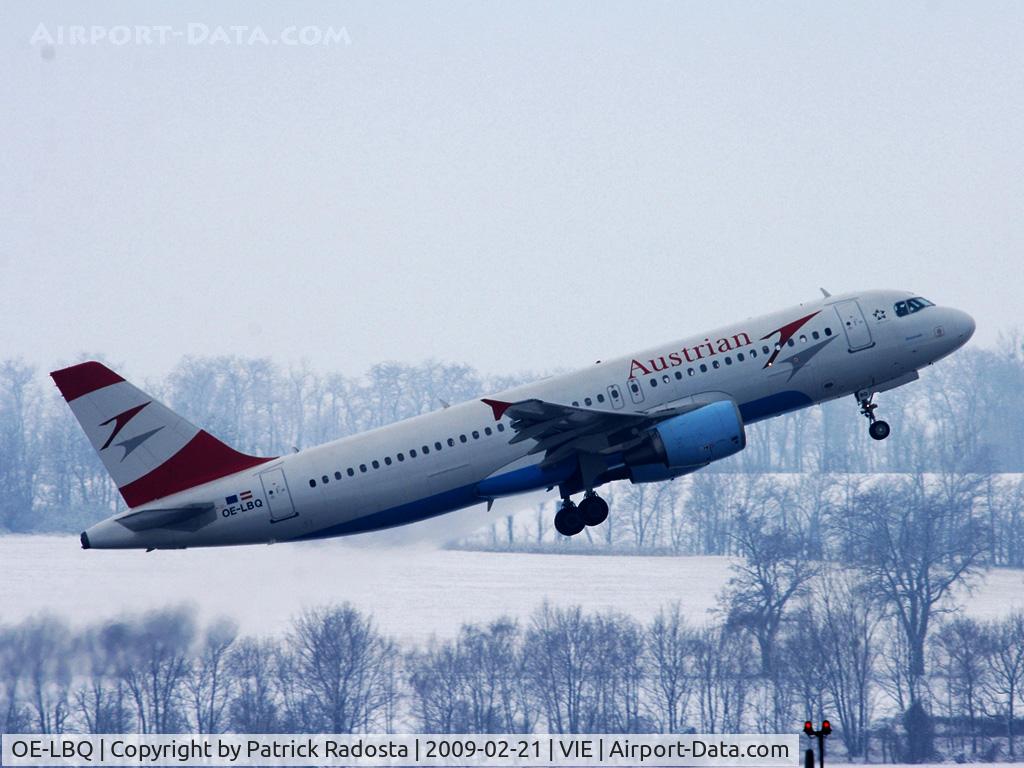OE-LBQ, 1999 Airbus A320-214 C/N 1137, Take off RWY 29