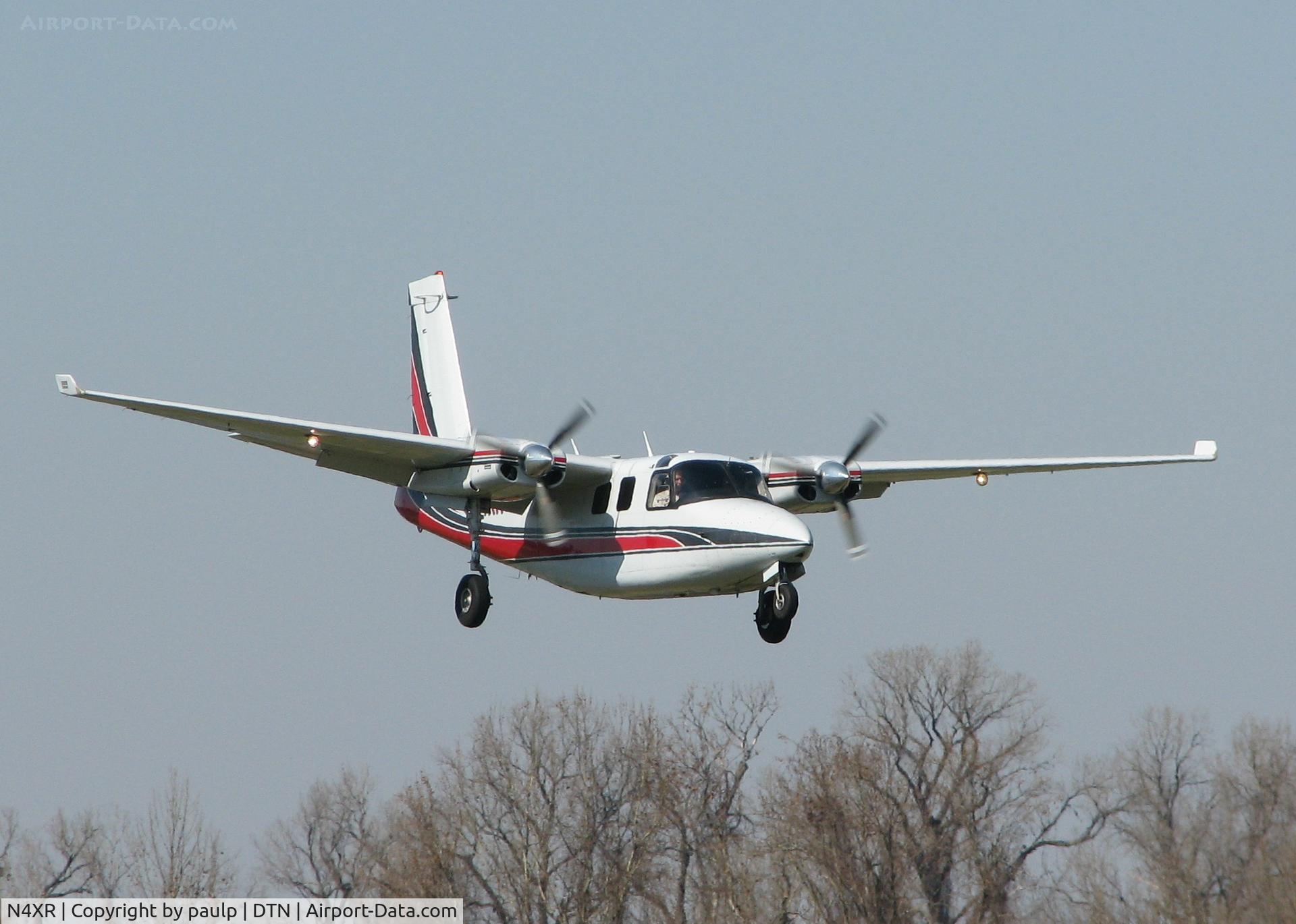 N4XR, 1972 Aero Commander 500 S C/N 3126, Landing at the Downtown Shreveport airport.