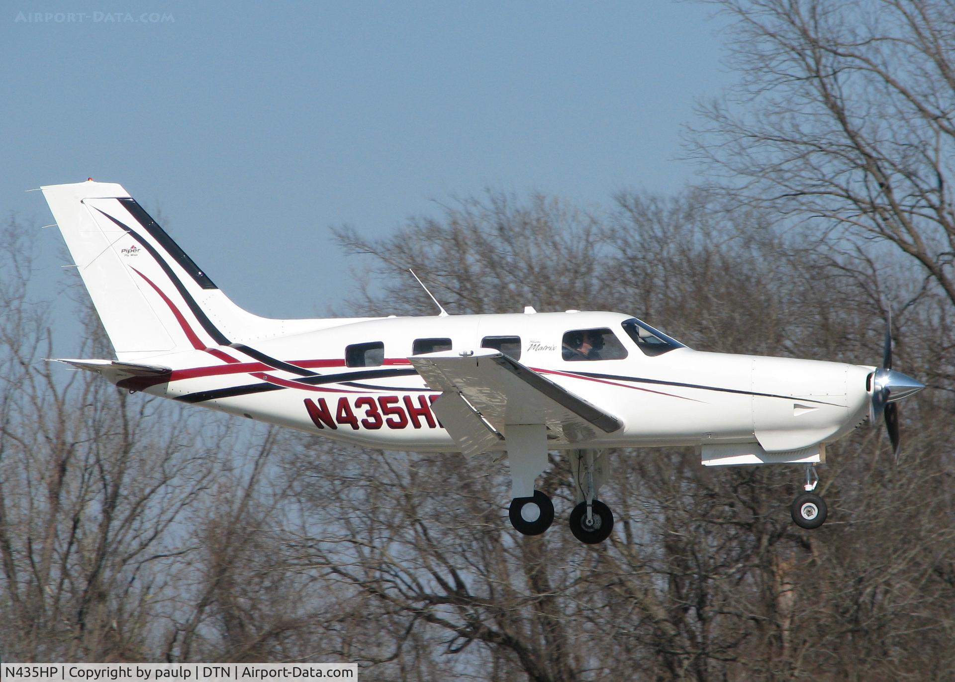 N435HP, 2008 Piper PA-46R-350T Malibu Matrix C/N 4692035, About to touch down at the Downtown Shreveport airport.