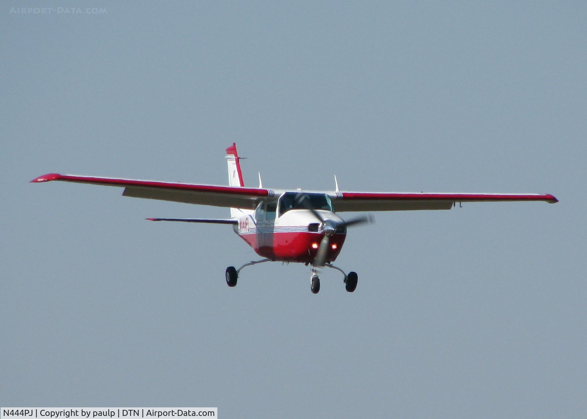 N444PJ, 1974 Cessna 210L Centurion C/N 21060433, Landing on 14 at the Downtown Shreveport airport.
