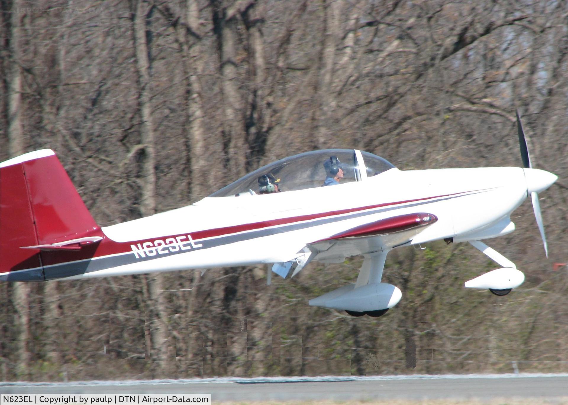 N623EL, 2007 Vans RV-8A C/N 81432, Rear wheels about to touch down at Downtown Shreveport.