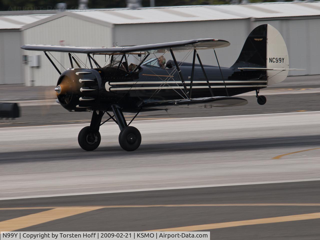 N99Y, 1986 Waco YMF C/N F5-002, NC99Y departing from RWY 21