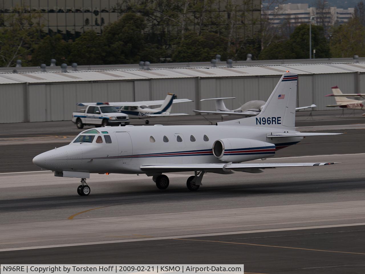 N96RE, 1981 Rockwell International NA-265-65 Sabreliner 65 C/N 465-52, N96RE departing from RWY 21
