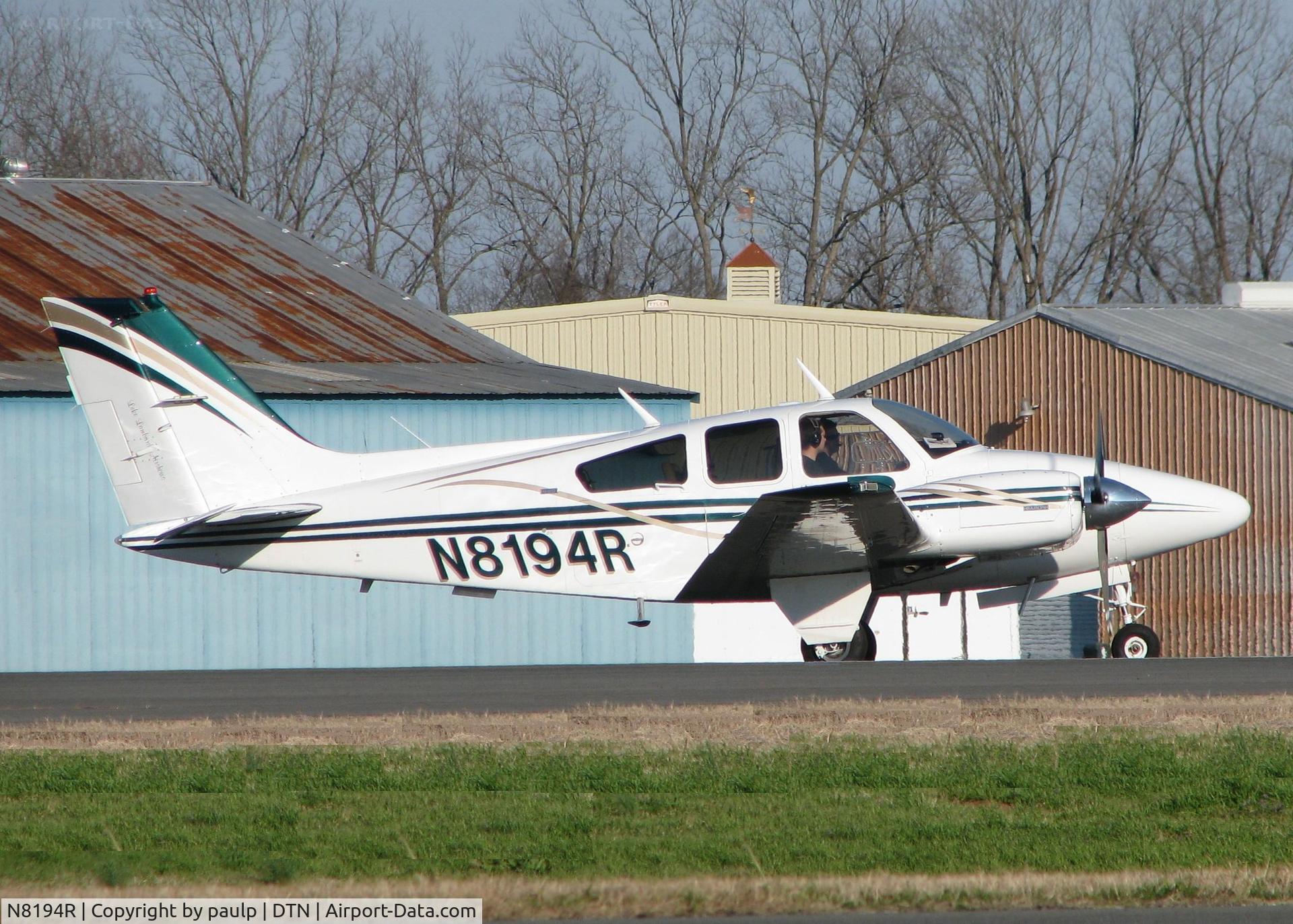 N8194R, 1974 Beech 95-B55 (T42A) Baron C/N TC-1763, Taking off from runway 14 at Downtown Shreveport.