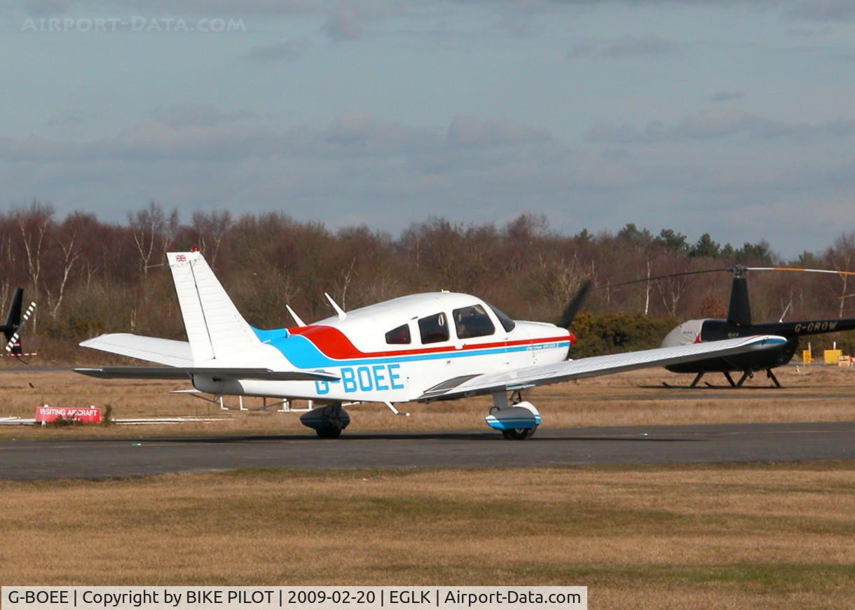 G-BOEE, 1976 Piper PA-28-181 Cherokee Archer II C/N 28-7690359, ABOUT TO TURN AROUND FOR THE PUMPS