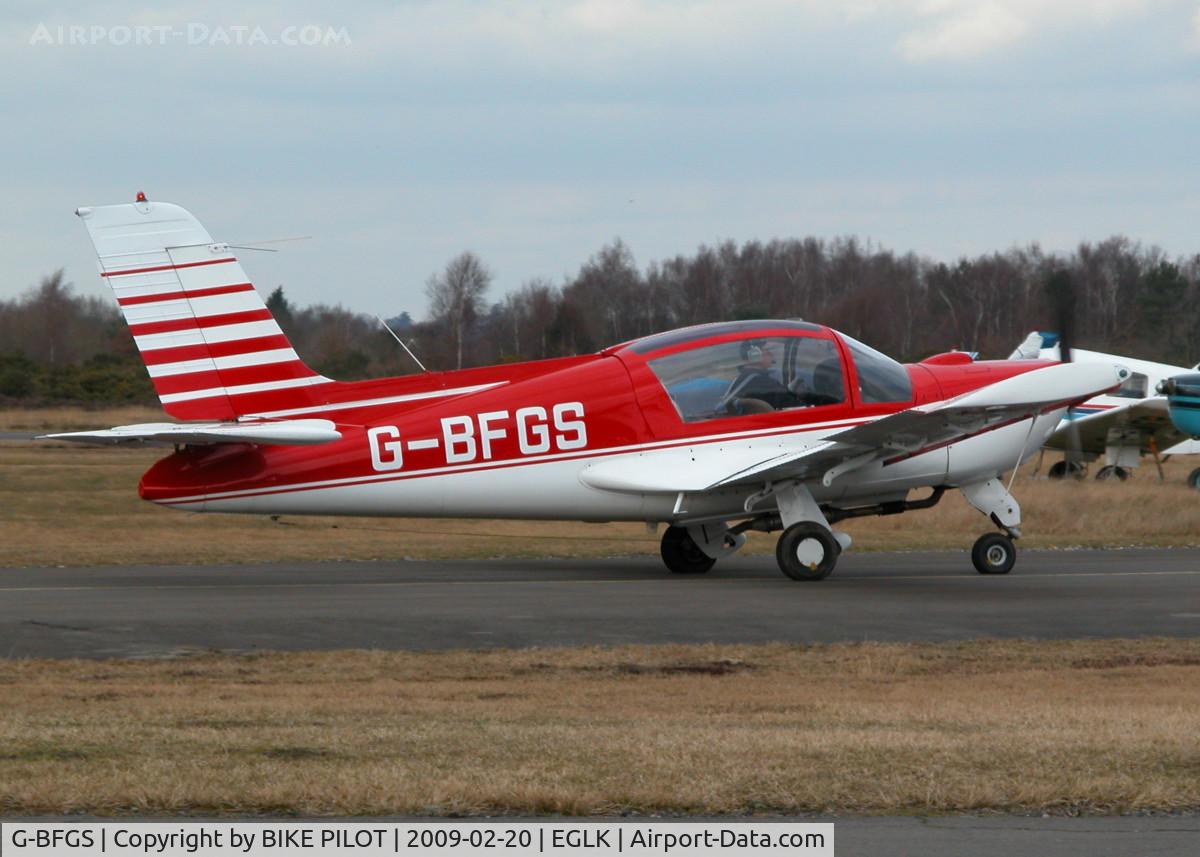 G-BFGS, 1975 Socata MS-893E Rallye 180GT Gaillard C/N 12571, TAXYING PAST THE CAFE FOR THE TERMINAL