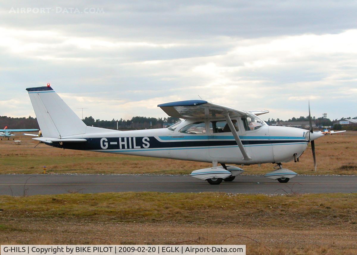 G-HILS, 1968 Reims F172H Skyhawk C/N 0522, VISITING 172 TAXYING TO RWY 25 AFTER SHORT STAY