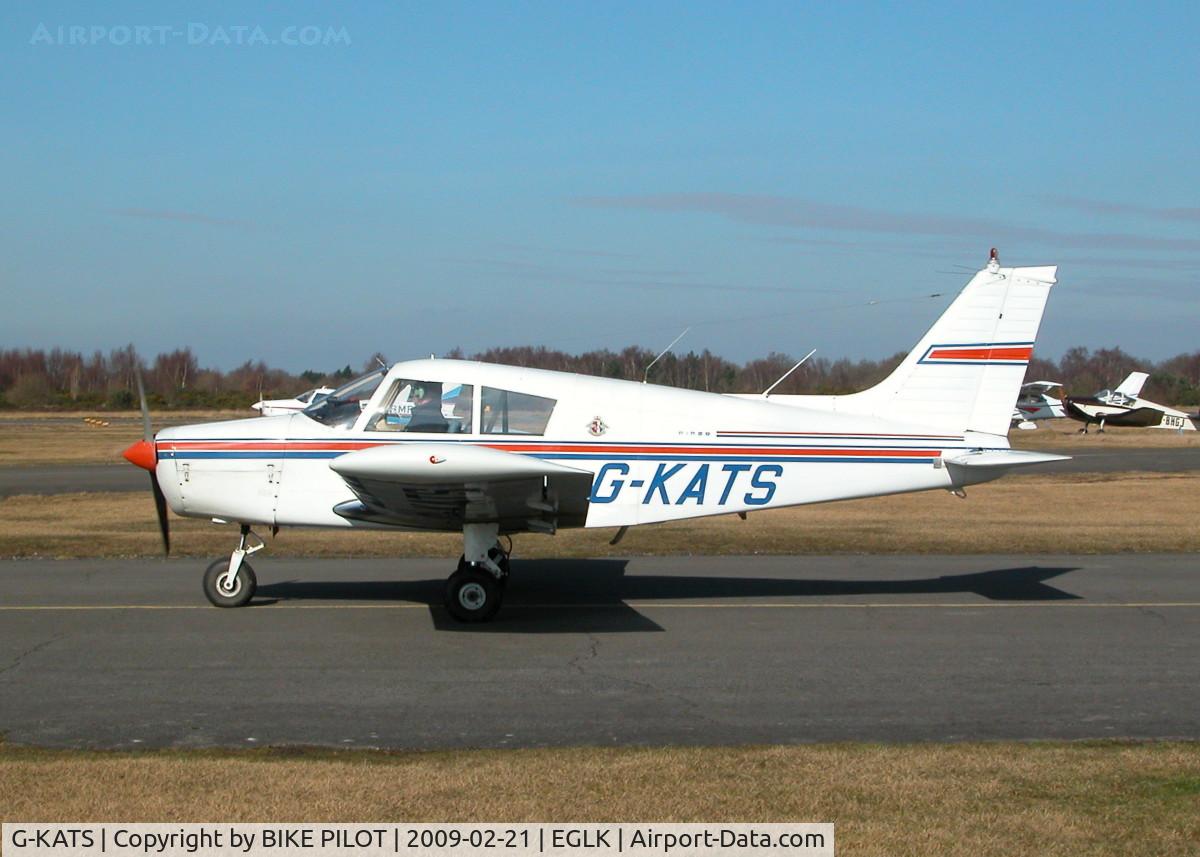 G-KATS, 1972 Piper PA-28-140 Cherokee C/N 28-7325022, TAXYING PAST THE CAFE