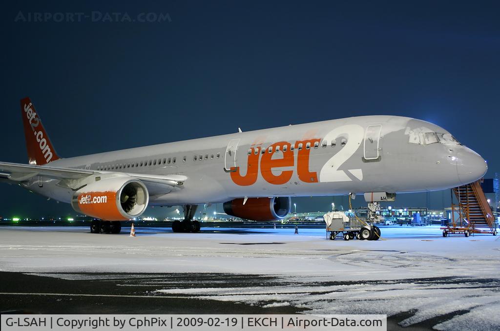 G-LSAH, 1987 Boeing 757-21B C/N 24015, 757