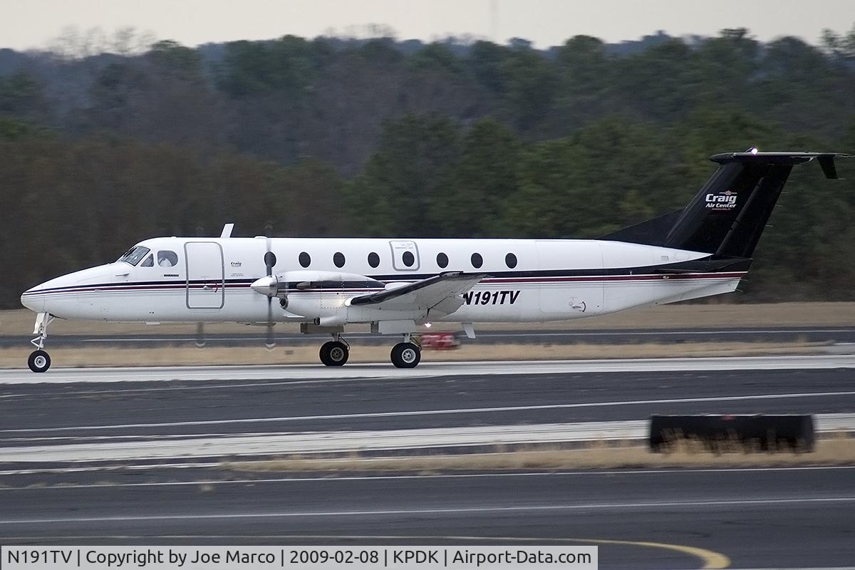 N191TV, 1986 Beech 1900C C/N UB-64, @ PDK
