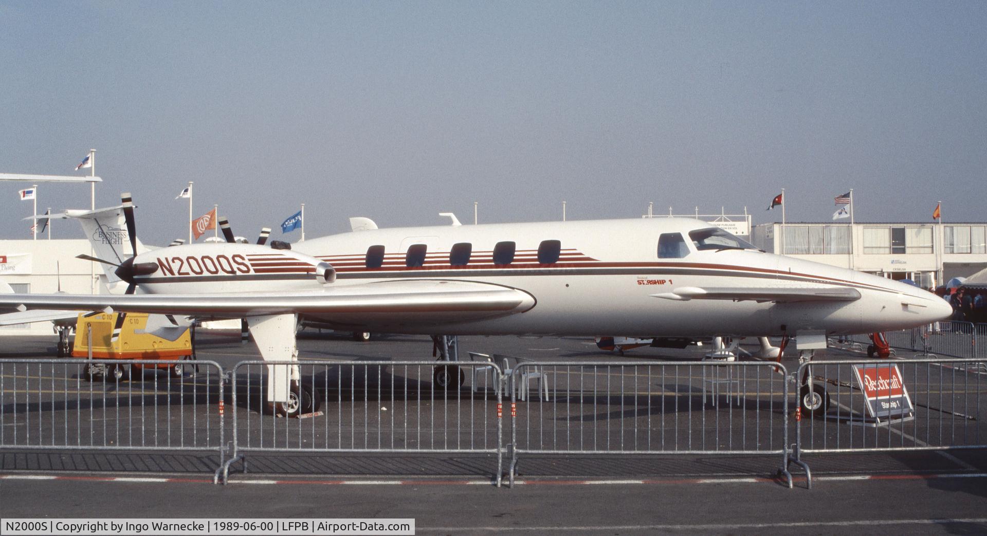 N2000S, 1986 Beech 2000 Starship C/N NC-1, Beechcraft 2000 Starship 1 at Aerosalon Paris 1989
