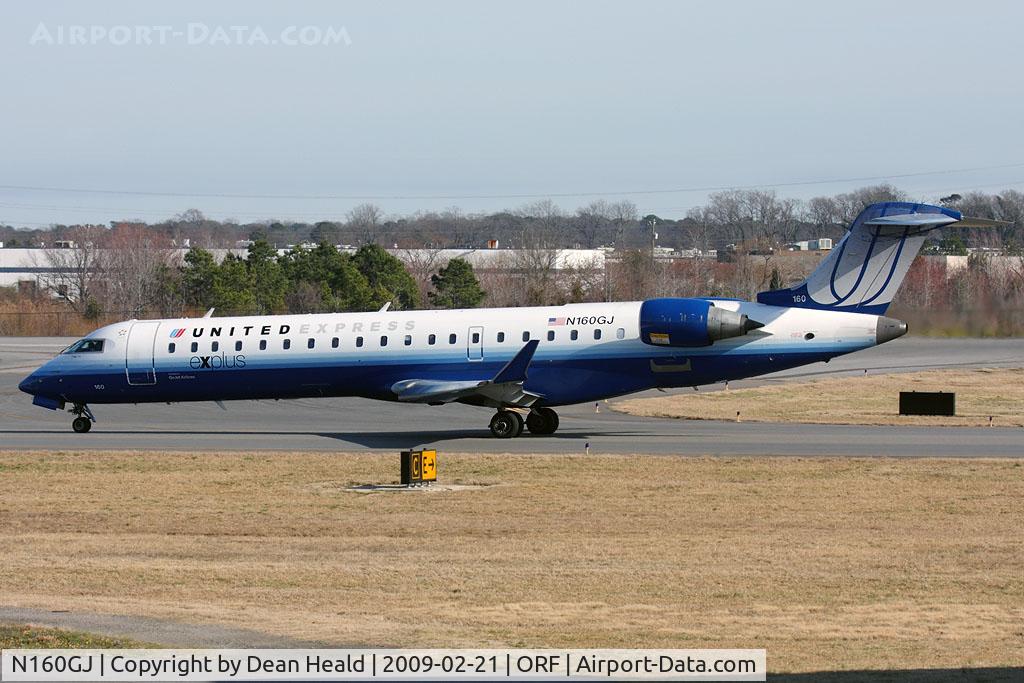 N160GJ, 2006 Bombardier CRJ-702 (CL-600-2C10) Regional Jet C/N 10239, United Express (GoJet Airlines) N160GJ (FLT GJS5389) taxiing to RWY 23 for departure to Washington Dulles Int'l (KIAD).