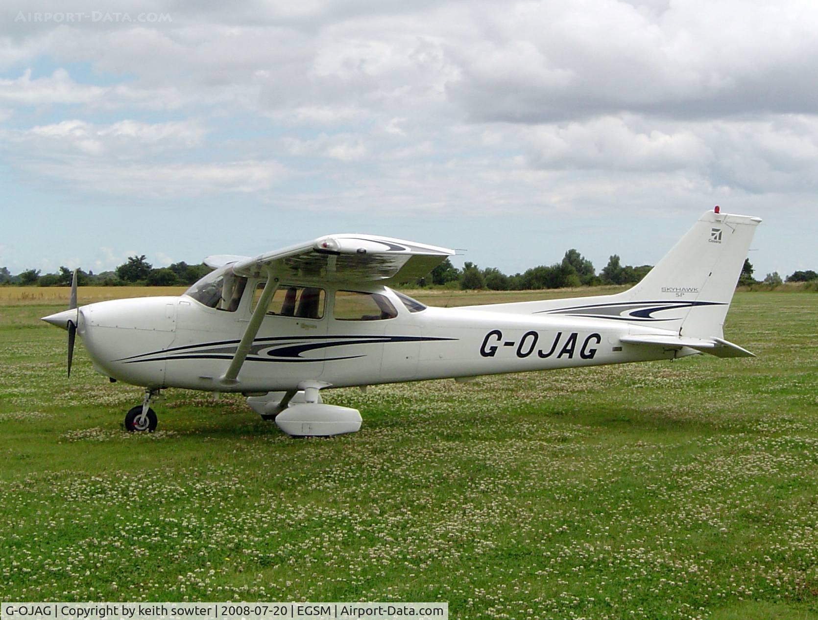 G-OJAG, 2005 Cessna 172S Skyhawk SP C/N 172S9794, Visitor