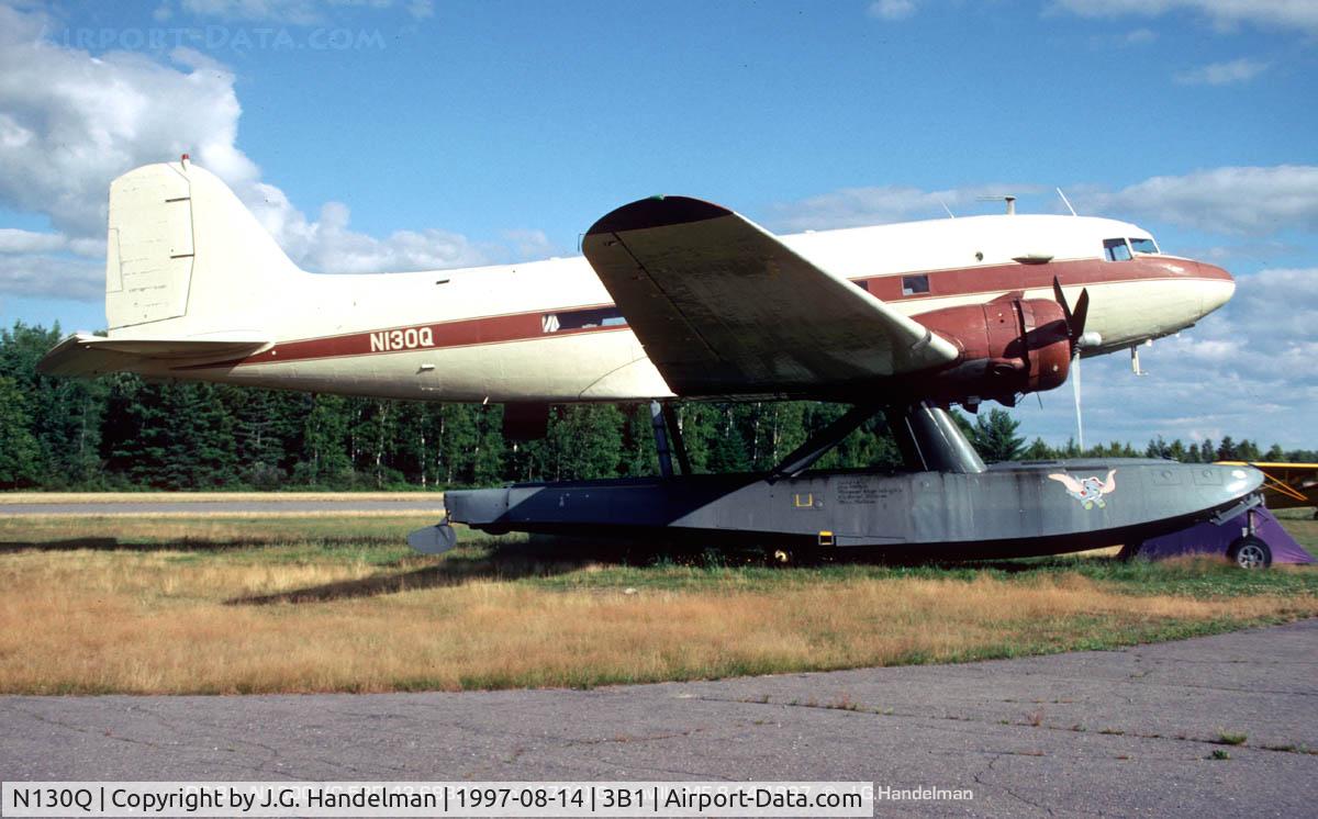 N130Q, 1943 Douglas DC-3-G202A Skytrooper C/N 11761, Amphib DC-3