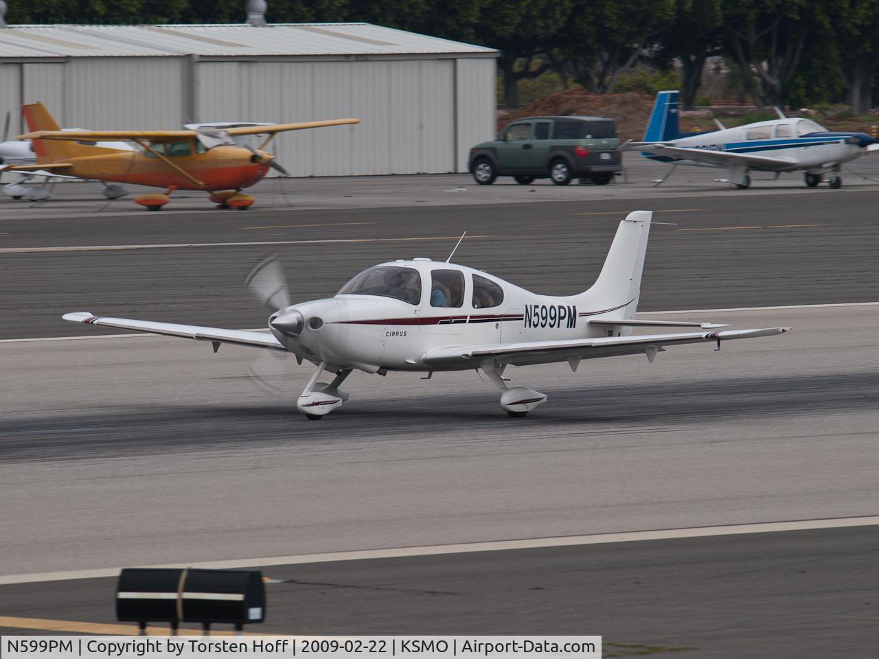 N599PM, 2004 Cirrus SR22 C/N 1246, N599PM departing from RWY 21