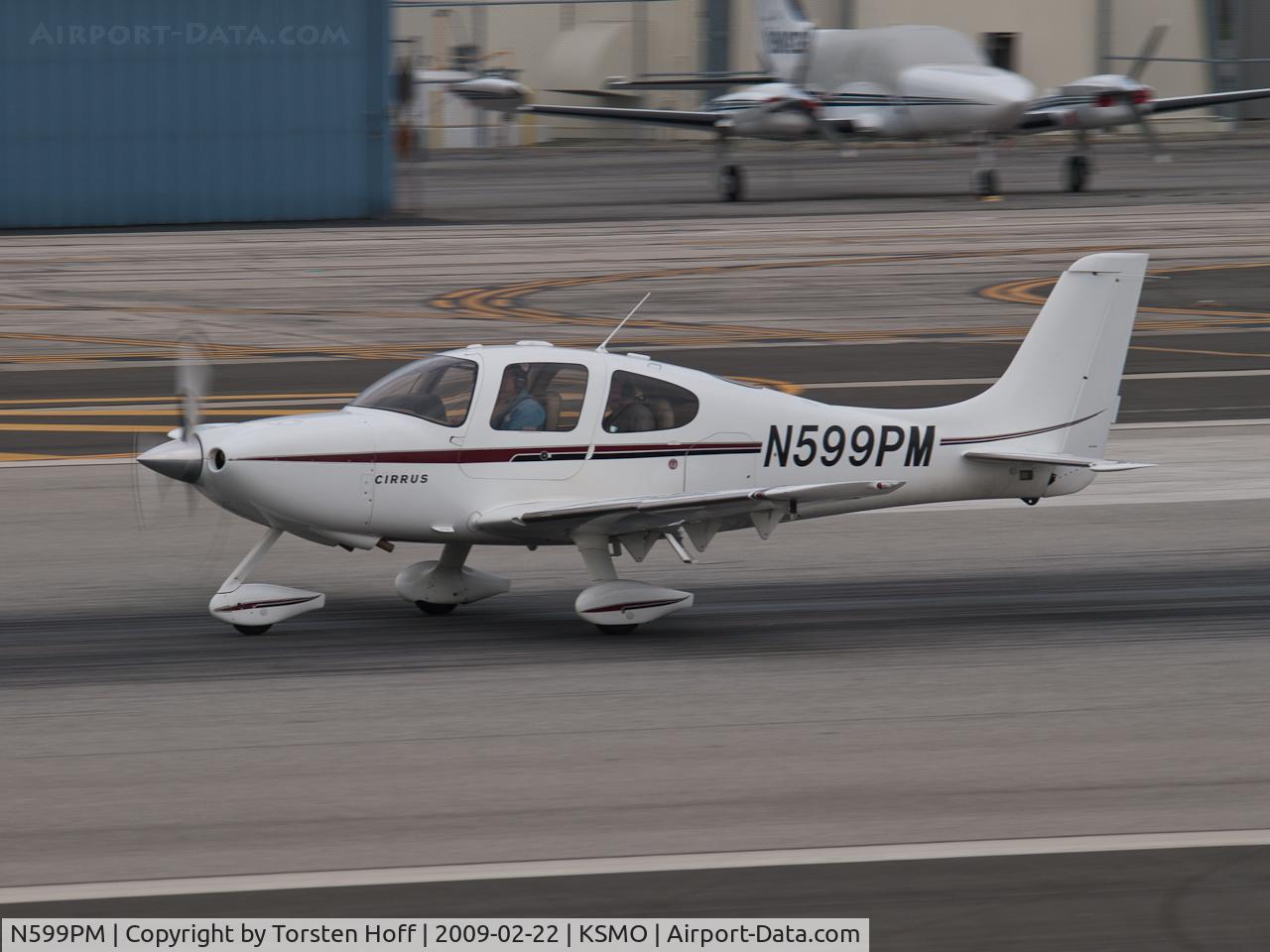 N599PM, 2004 Cirrus SR22 C/N 1246, N599PM departing from RWY 21