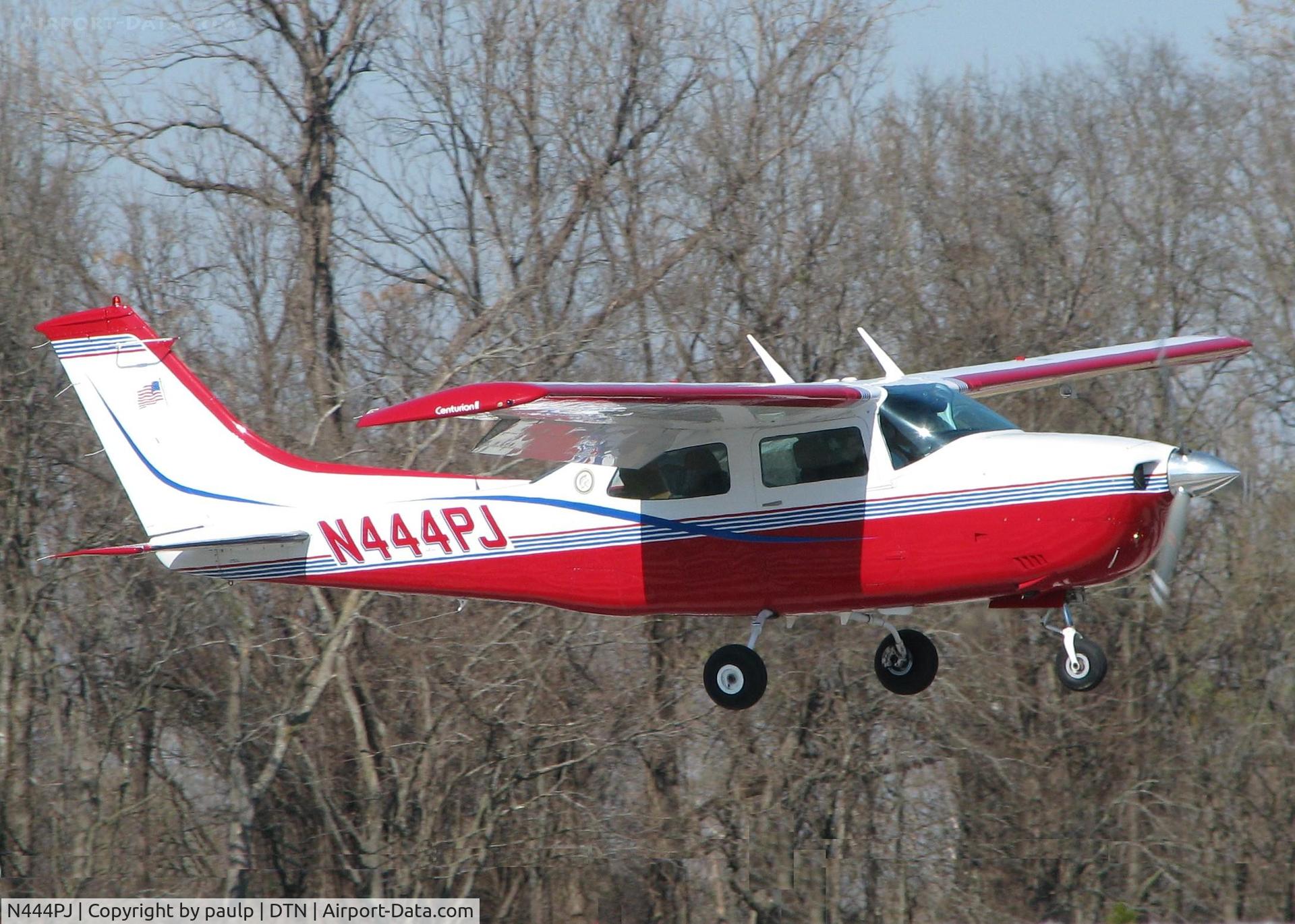 N444PJ, 1974 Cessna 210L Centurion C/N 21060433, About to touch down at Downtown Shreveport.