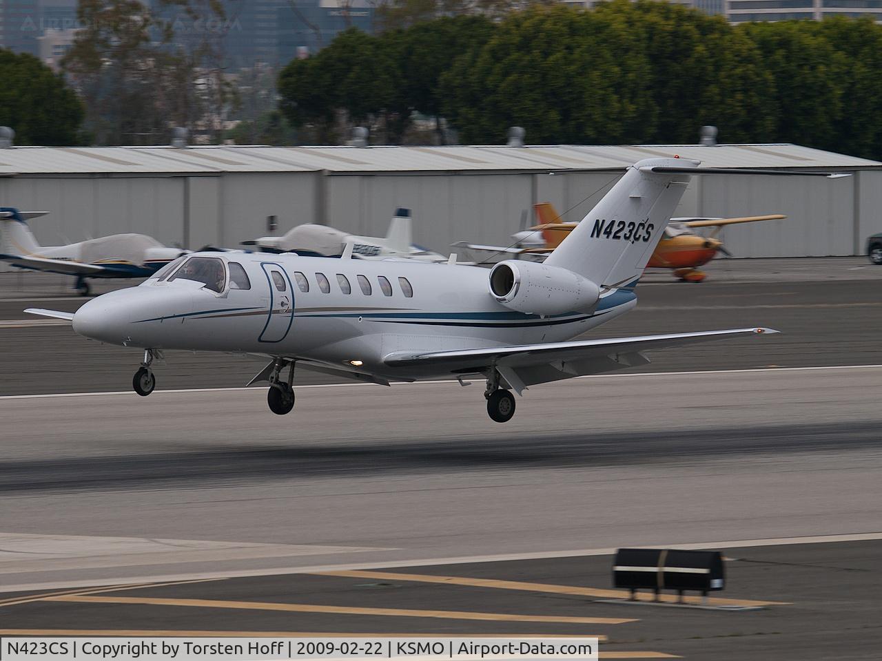 N423CS, 2006 Cessna 525B C/N 525B0121, N423CS arriving on RWY 21