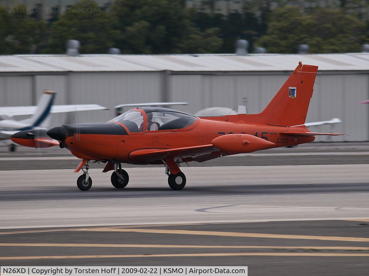 N26XD, 1987 SIAI-Marchetti F-260C C/N 40-016, N26XD departing from RWY 21