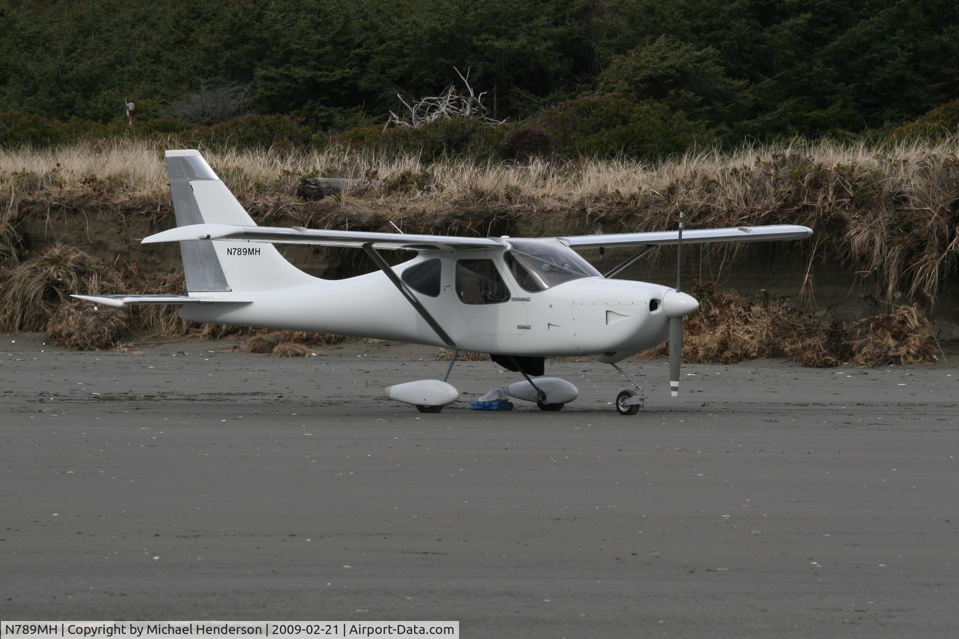 N789MH, 2004 Stoddard-Hamilton GlaStar C/N 5650, At Copalis Beach, WA