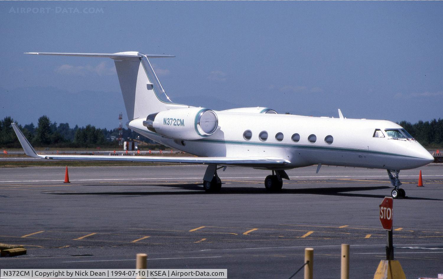 N372CM, 1988 Gulfstream Aerospace Gulfstream IV C/N 1049, KSEA