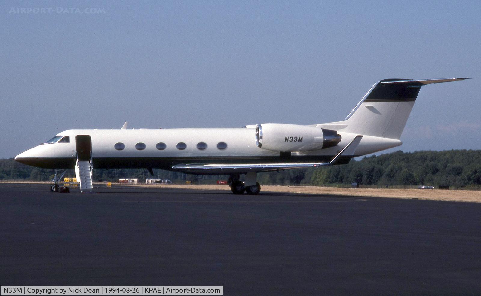 N33M, 1988 Gulfstream Aerospace Gulfstream IV C/N 1056, KPAE