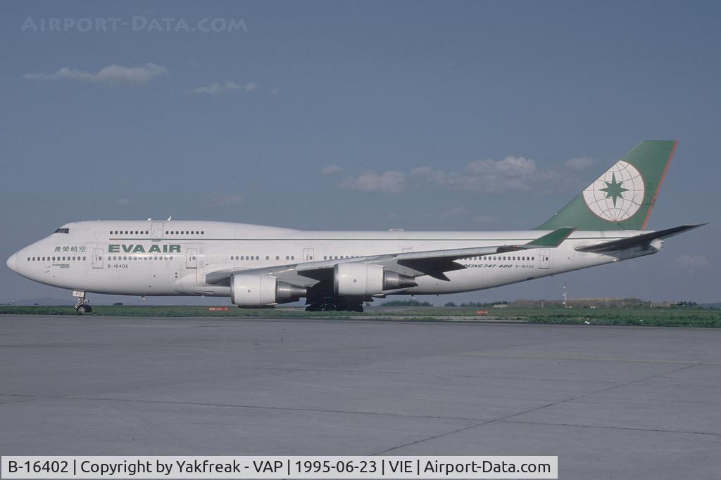 B-16402, 1992 Boeing 747-45E C/N 27063, Eva Air Bopeing 747-400