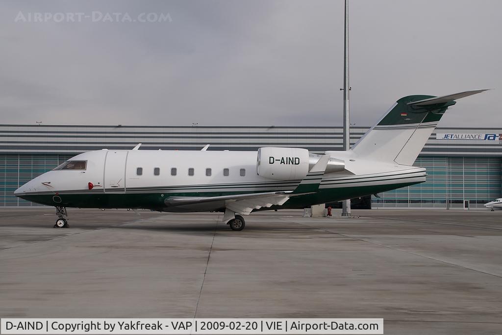 D-AIND, 2003 Bombardier Challenger 604 (CL-600-2B16) C/N 5572, CL600 Challenger