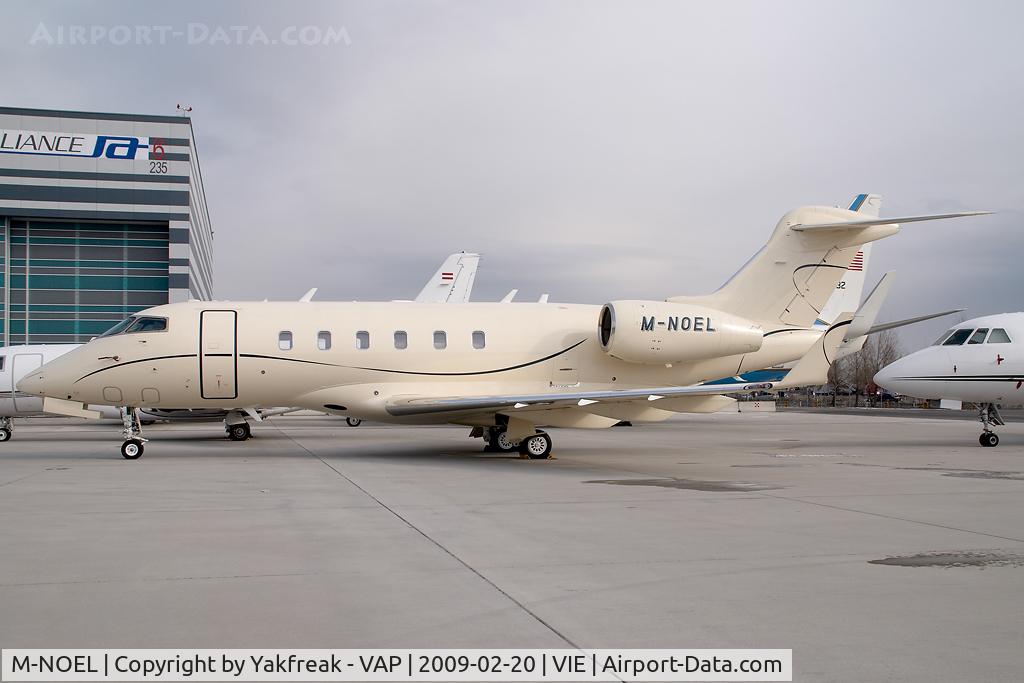 M-NOEL, 2008 Bombardier Challenger 300 (BD-100-1A10) C/N 20206, Bombardier BD100