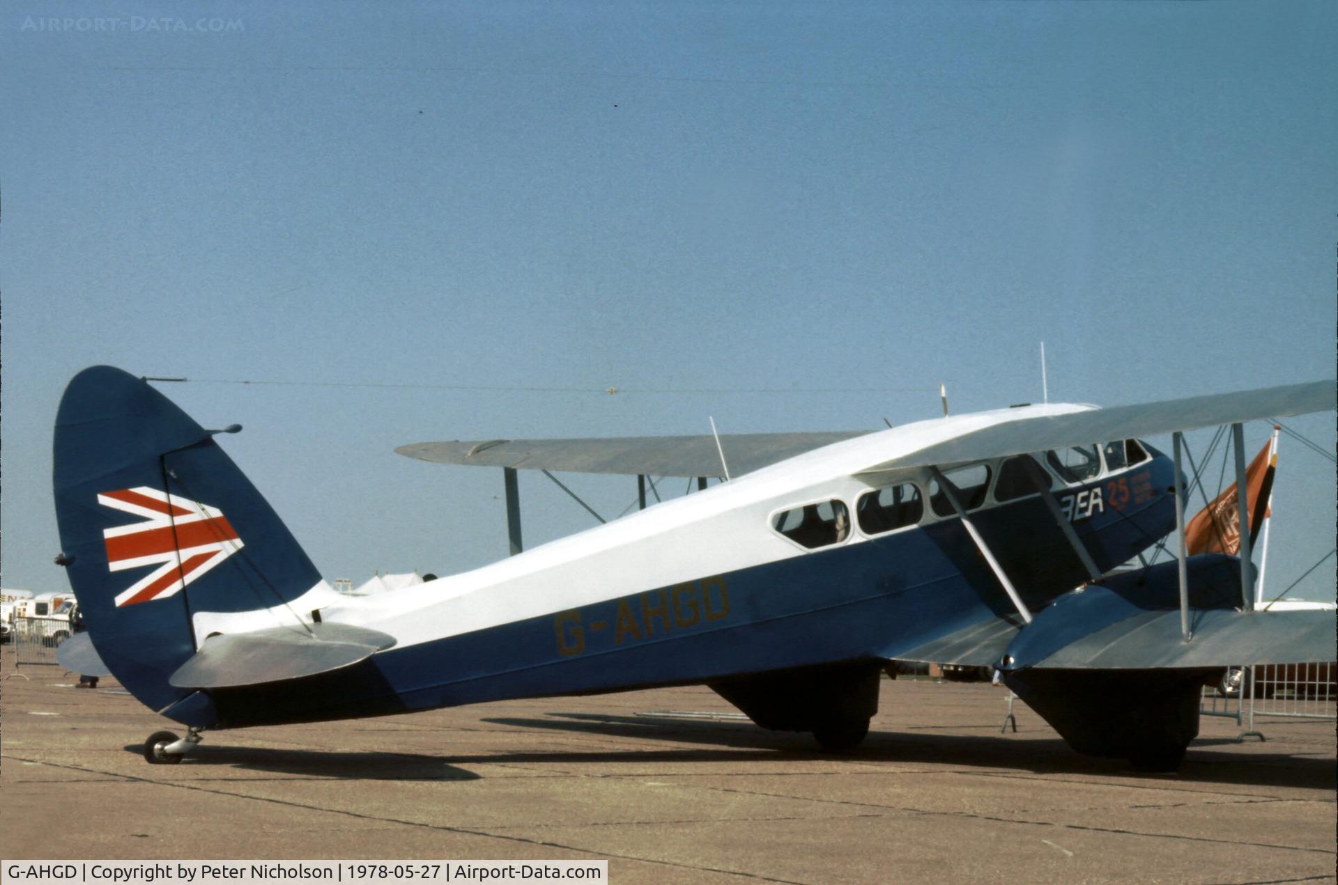 G-AHGD, 1945 De Havilland DH-89A Dominie/Dragon Rapide C/N 6862, Another view of the Dragon Rapide at the 1978 Bassingbourn Air Show.