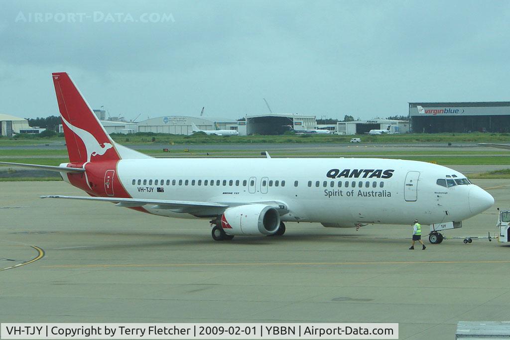 VH-TJY, 1996 Boeing 737-476 C/N 28151, Qantas B737 at Brisbane
