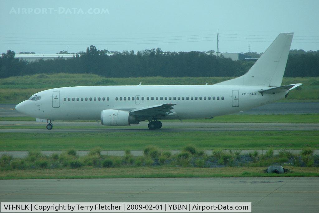 VH-NLK, 1987 Boeing 737-33A C/N 23635, Aeromaritime all white B737 at Brisbane