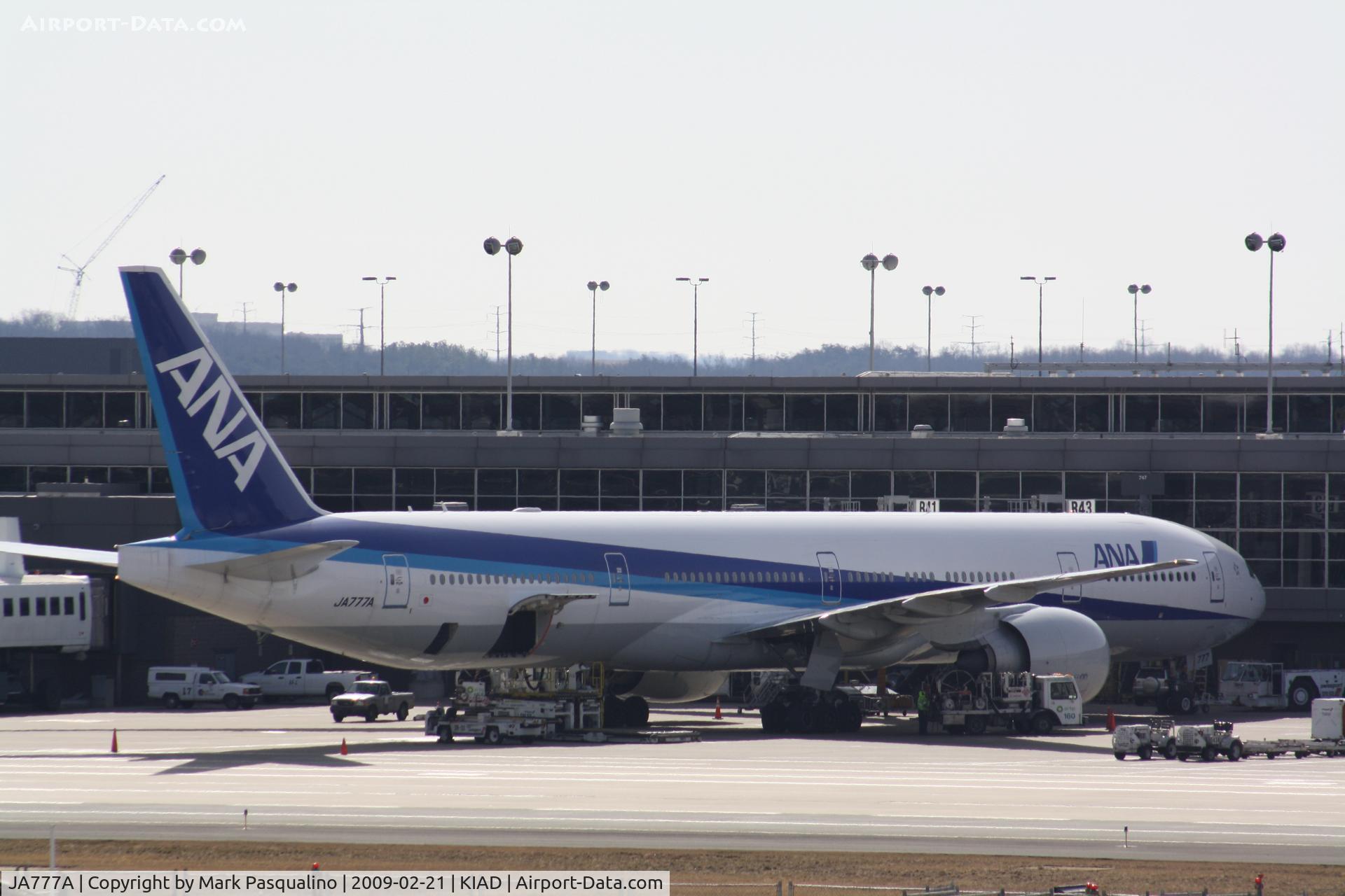 JA777A, 2006 Boeing 777-381/ER C/N 32650, Boeing 777-300(ER)