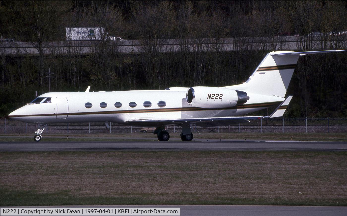 N222, 1990 Gulfstream Aerospace G-IV C/N 1142, KBFI