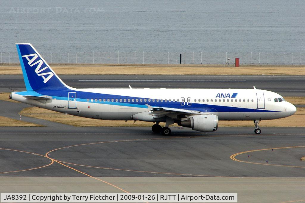 JA8392, 1992 Airbus A320-211 C/N 0328, ANA A320 at Haneda