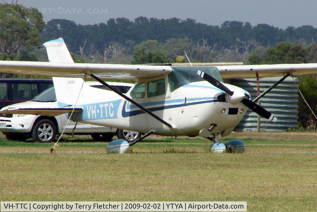 VH-TTC, 1978 Cessna 182Q Skylane C/N 18266582, Cessna 182 parked at Tyabb (Mornington Peninsula) , Victoria